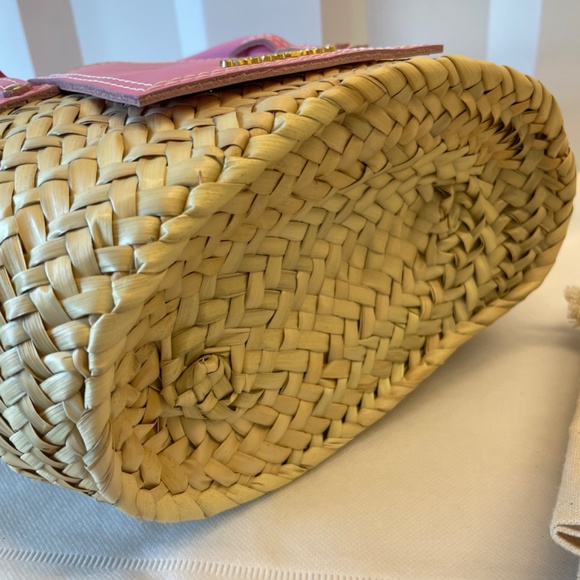 Brand new Jacquemus Mini Beach Basket - Picture 4 of 5